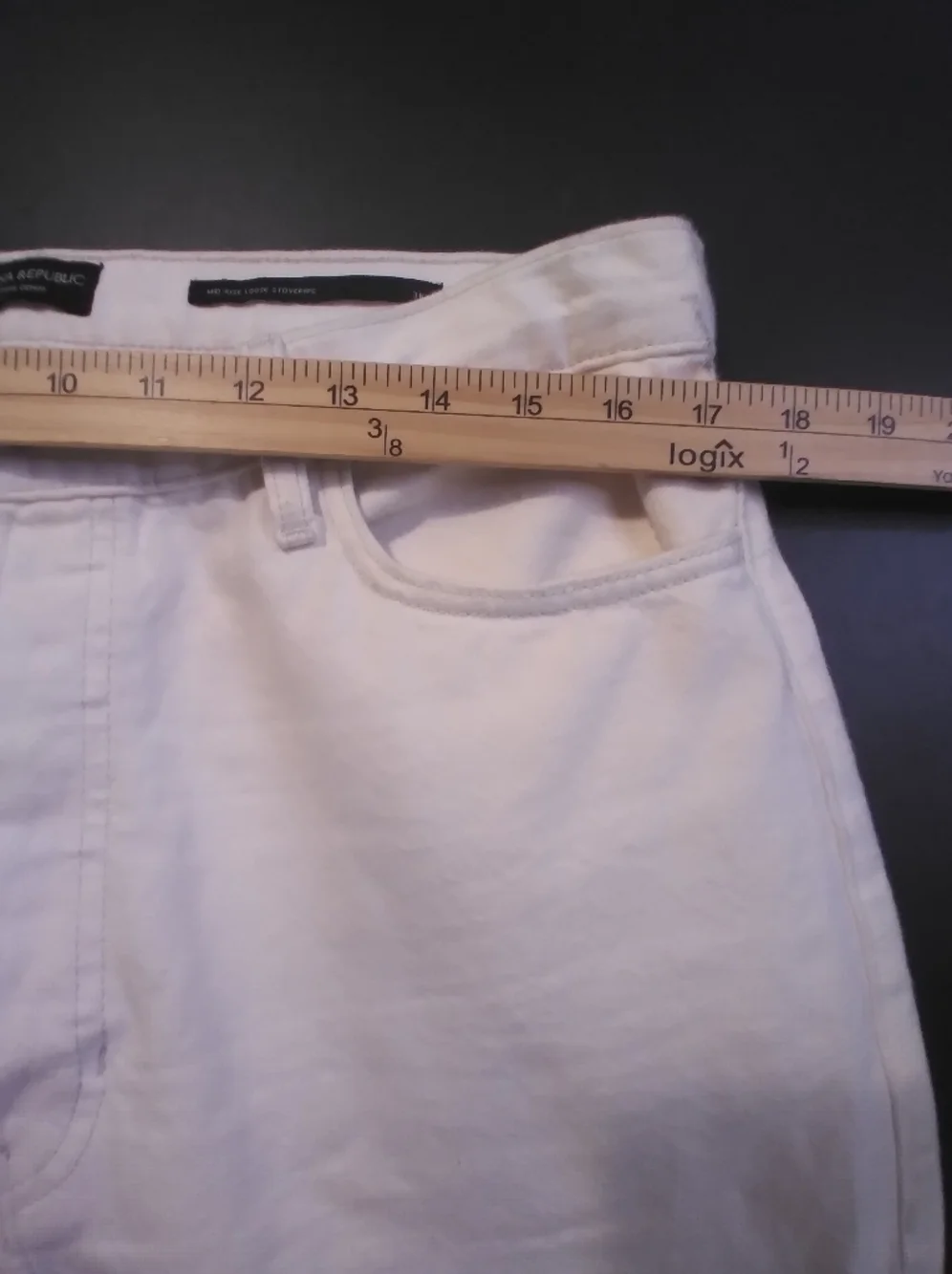 Banana Republic Mens Button Fly Cream Premium Mid Rise Loose Stovepipe Jean